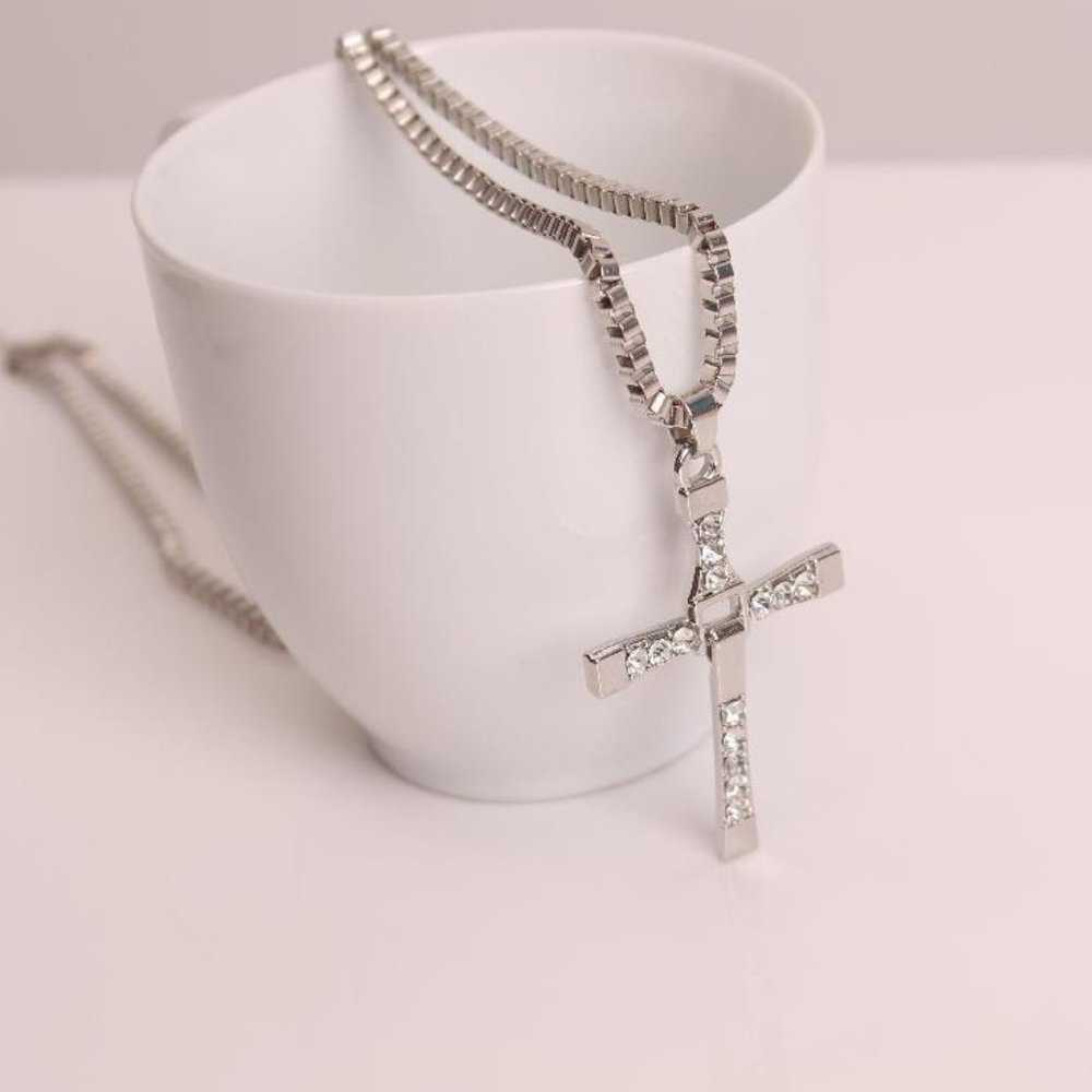 men cross necklace - Picture 1 of 2
